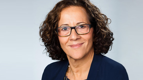 564×317-deborah-zurkow